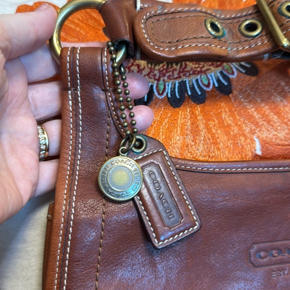 COACH 10325 65th ANNIVERSARY HIPPIE CROSSBODY BAG WHISKEY VACHETTA LEATHER 2006 - Picture 3 of 9